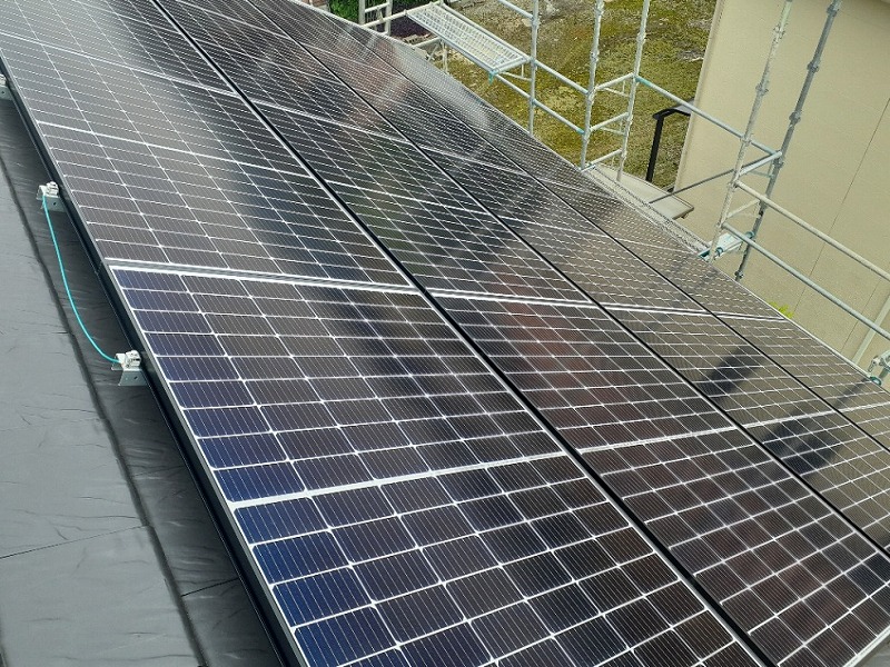吉野川市Ｎ様邸（既築）で太陽光パネル工事を行いました。 画像