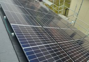吉野川市Ｎ様邸（既築）で太陽光パネル工事を行いました。 アイキャッチ画像