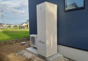 阿南市H様邸のエコキュートの設置工事を行いました。 アイキャッチ画像